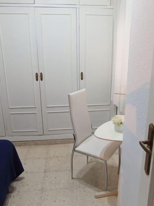 Apartamento Plaza Toros Sevilha Exterior foto